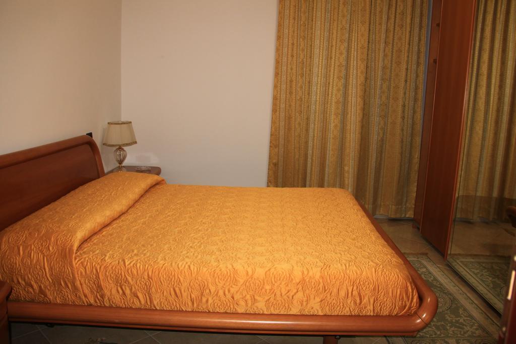 B&B La Piccola Oasi Лаццаро Экстерьер фото