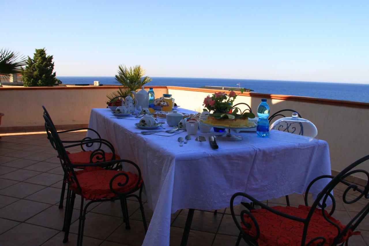 B&B La Piccola Oasi Лаццаро Экстерьер фото